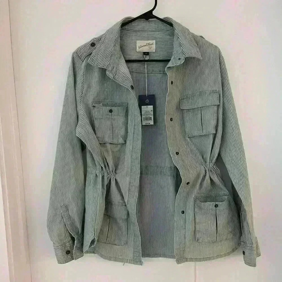 NWT Universal Thread Railroad Lightweight Jacket Size S Oversized Denim Chambray - Picture 1 of 7